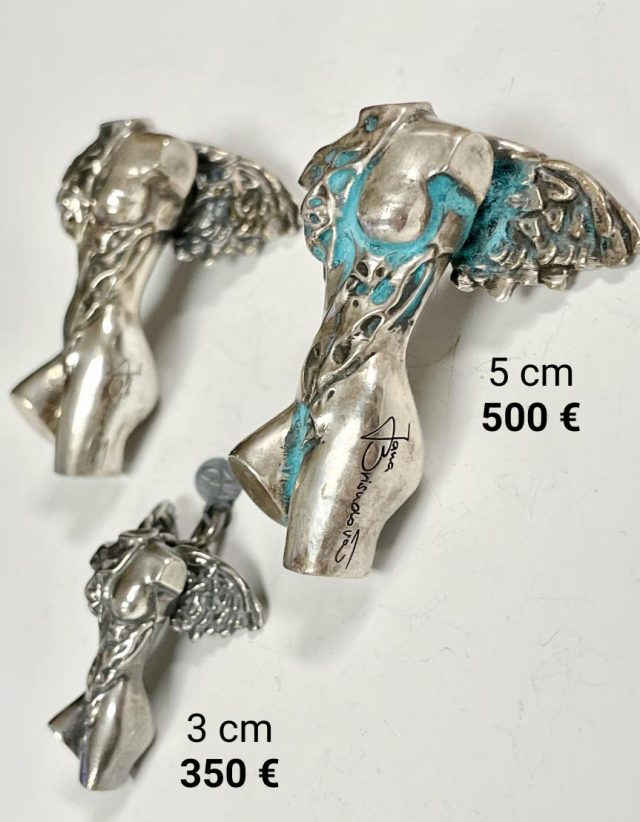 Angel-with-devil-inside–to-wear